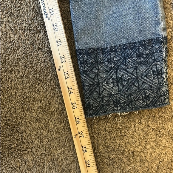 Ralph Lauren Blue Cropped Jeans with Embellished Hem - Picture 8 of 9